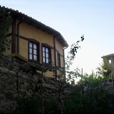 Rooms Emiliano Castle Of Kruja Exterior foto