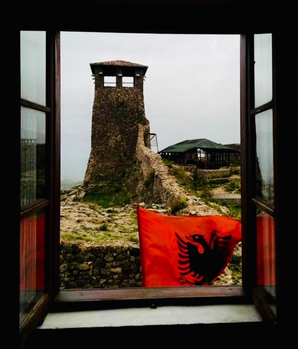 Rooms Emiliano Castle Of Kruja Exterior foto