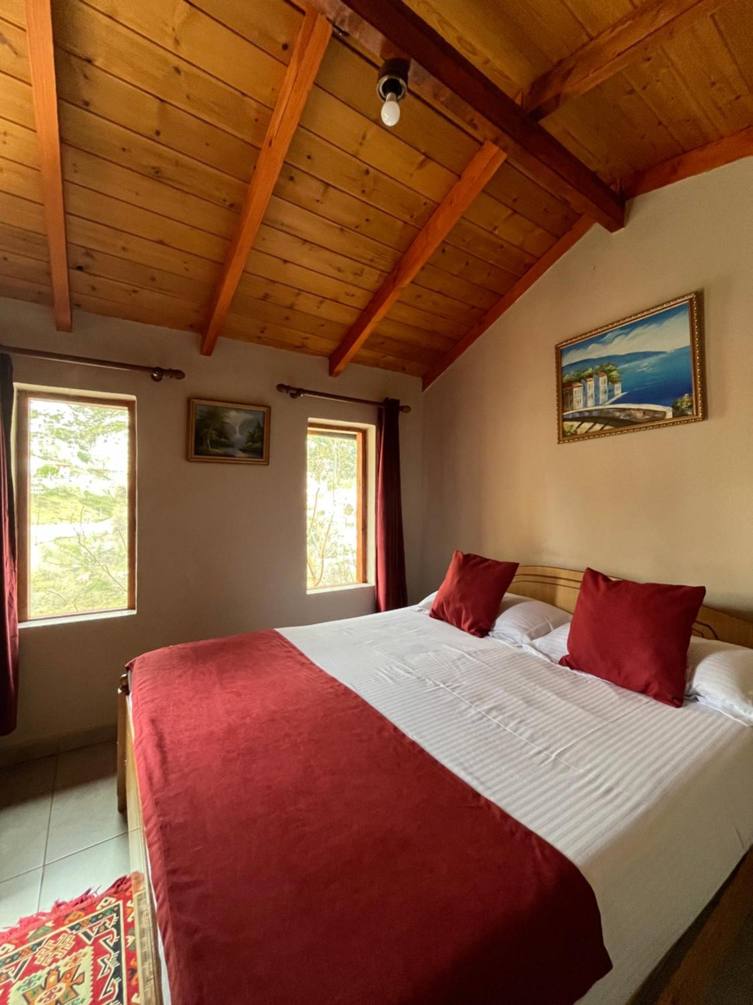 Rooms Emiliano Castle Of Kruja Exterior foto