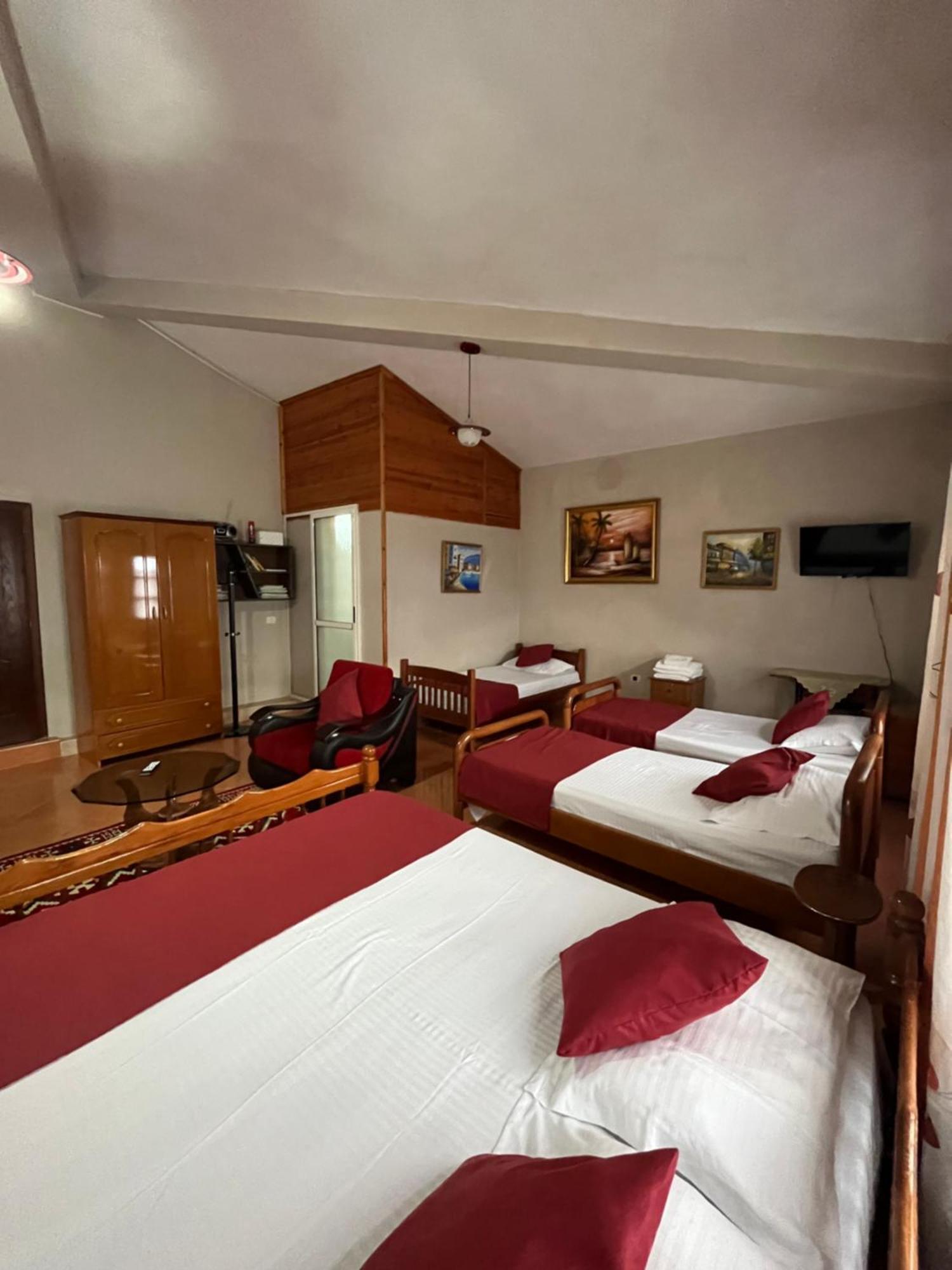 Rooms Emiliano Castle Of Kruja Quarto foto