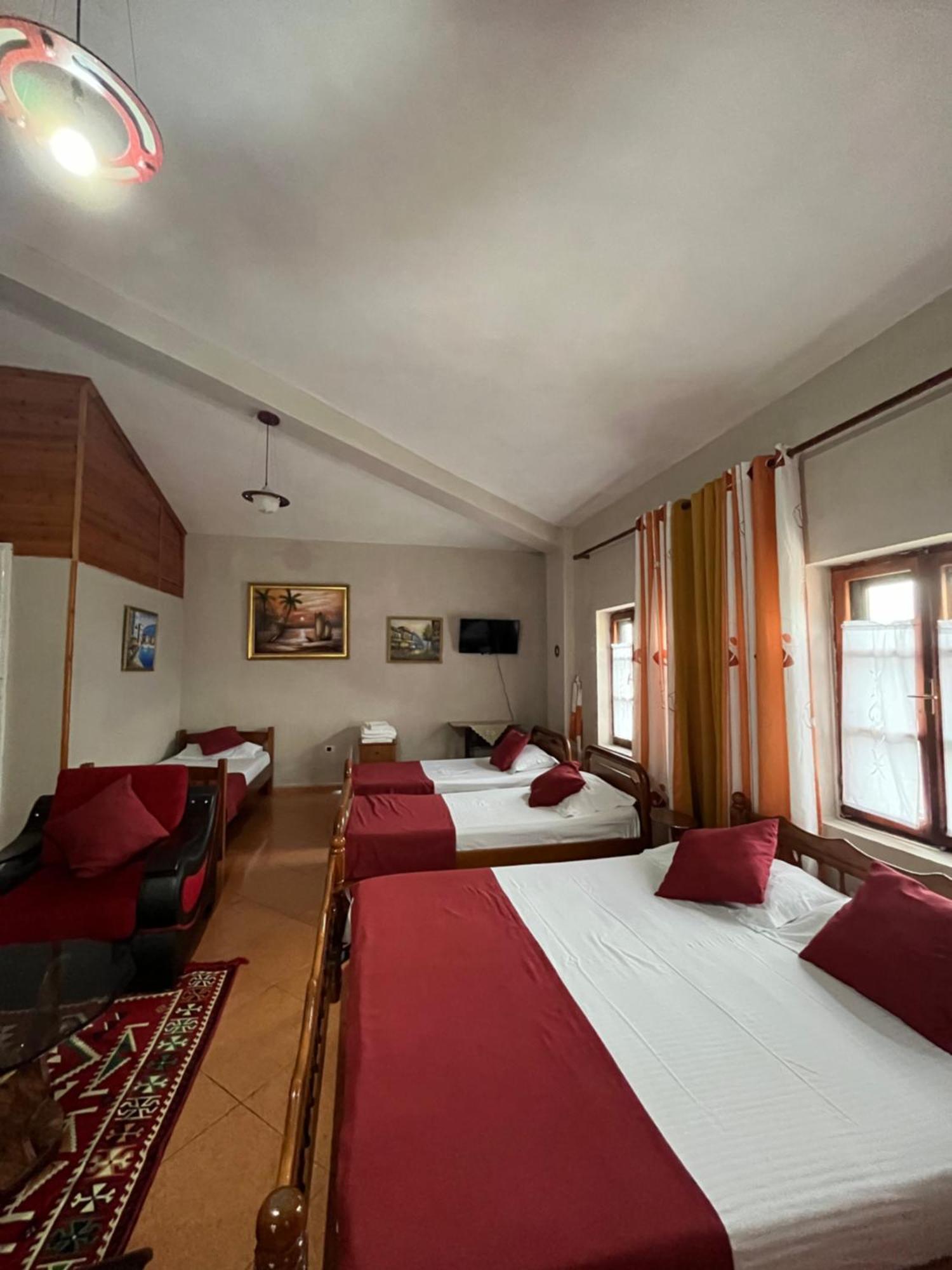 Rooms Emiliano Castle Of Kruja Quarto foto